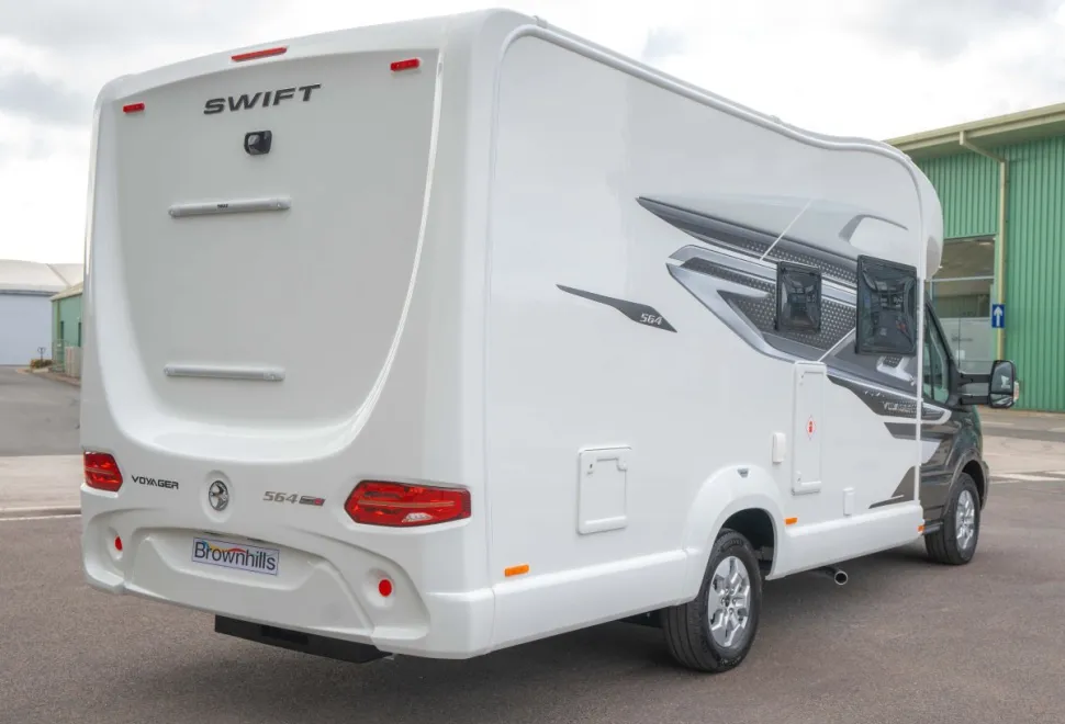 Swift Voyager 564 165BHP Auto 2026