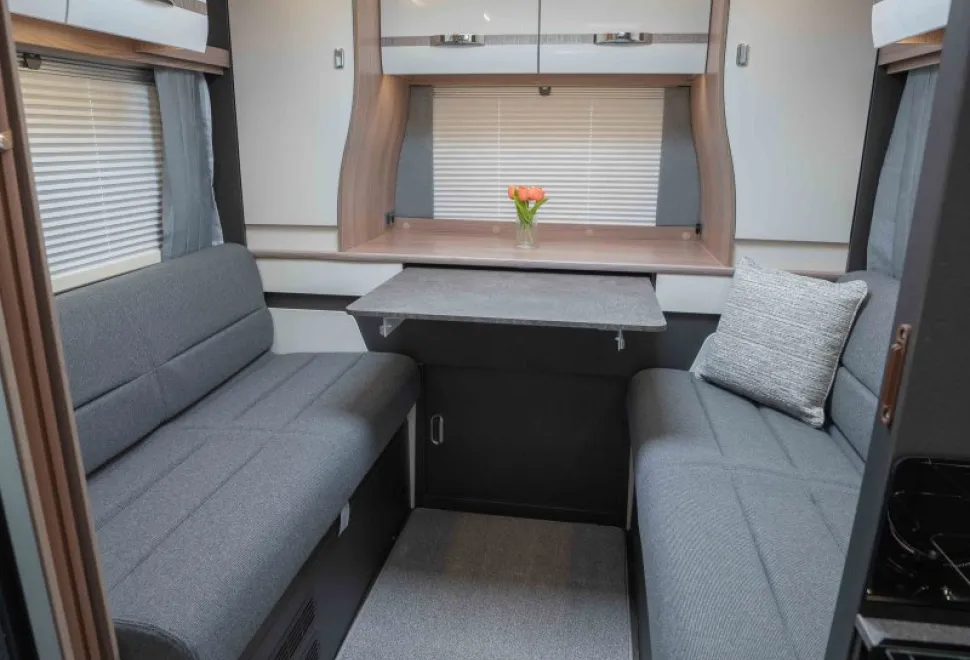 Swift Voyager 574 130BHP 2026