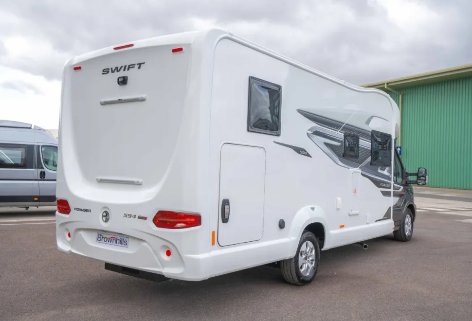 Swift Voyager 594 165BHP Auto 2026