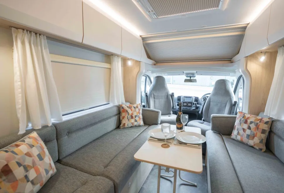 Elddis Whirlwind GT 115 140BHP 2026