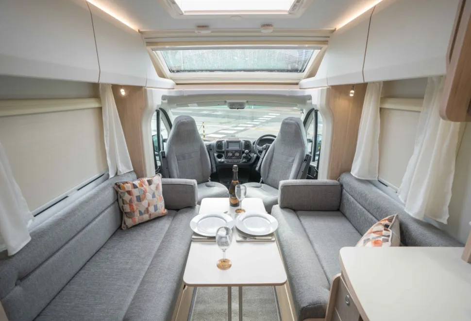 Elddis Whirlwind GT 185 140BHP 2026