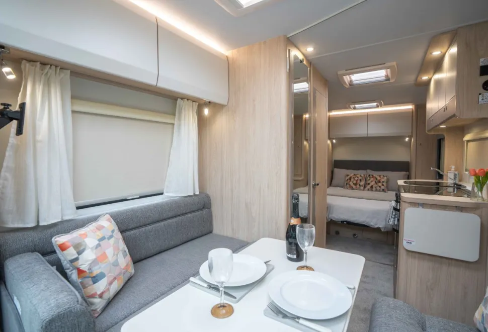 Elddis Whirlwind GT 150 140BHP Auto 2026