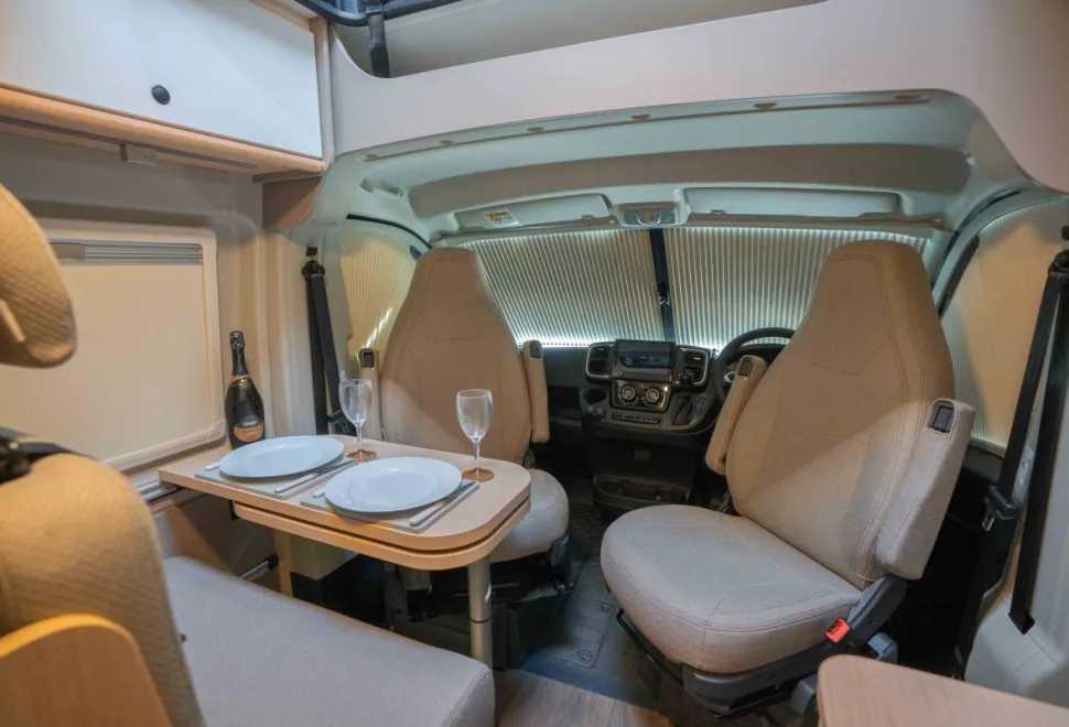 Elddis Whirlwind GTV 554 Pop Top 140BHP Auto 2026
