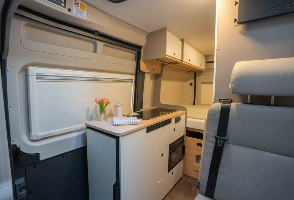 Elddis Whirlwind GTV 554 Pop Top 140BHP Auto 2026