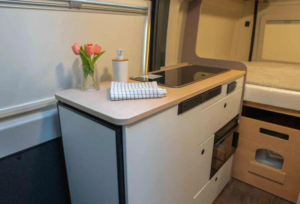 Elddis Whirlwind GTV 554 Pop Top 140BHP Auto 2026