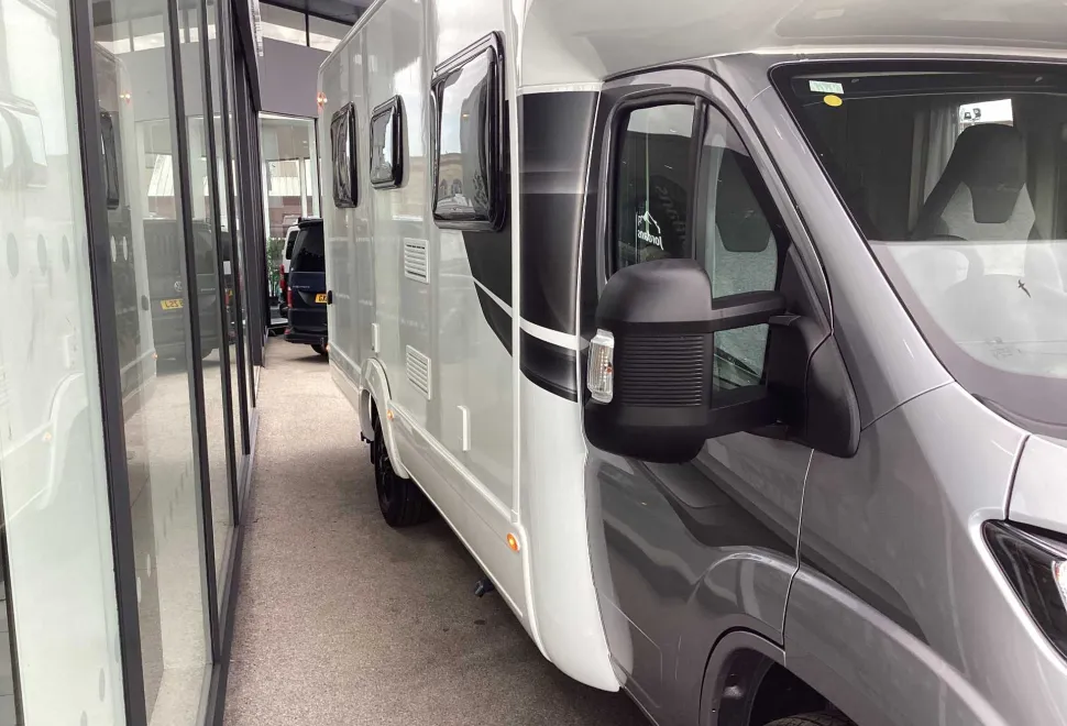 Auto-Trail Expedition C71 