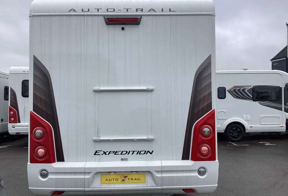 Auto-Trail Expedition C63 