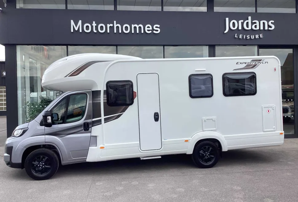 Auto-Trail Expedition C71 