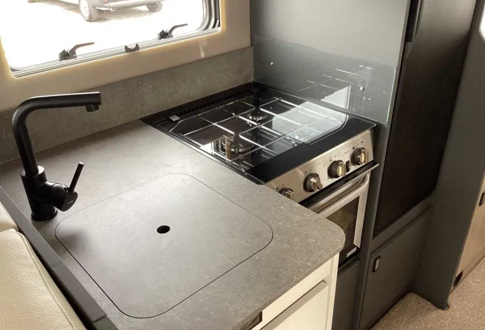 Auto-Trail F70  