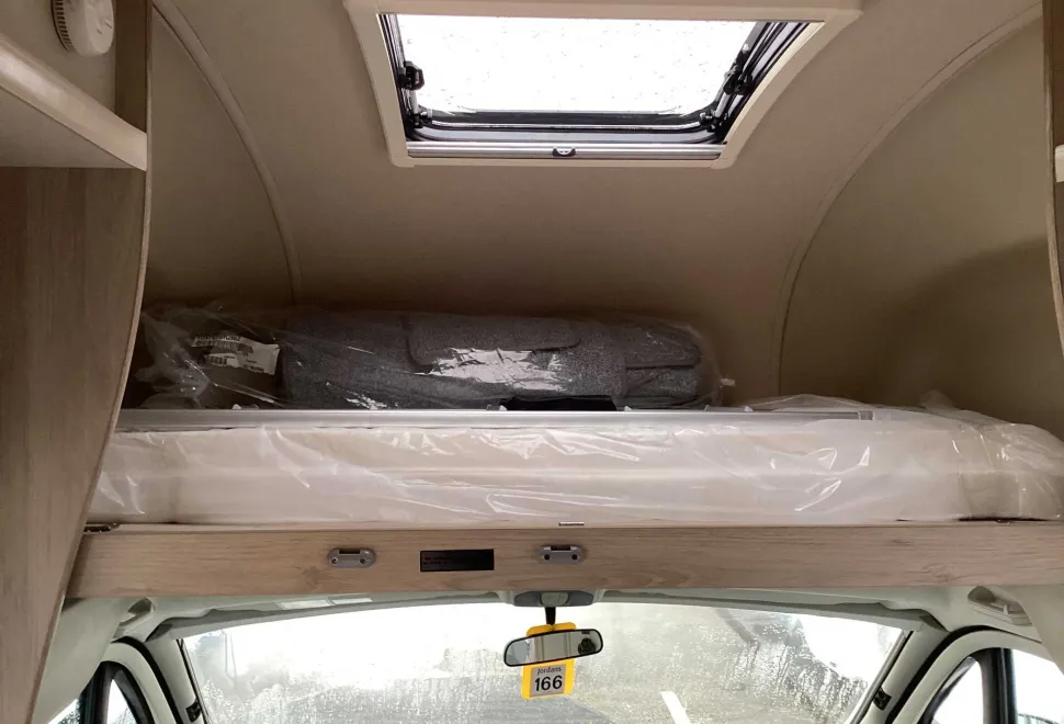 Auto-Trail Expedition C63 