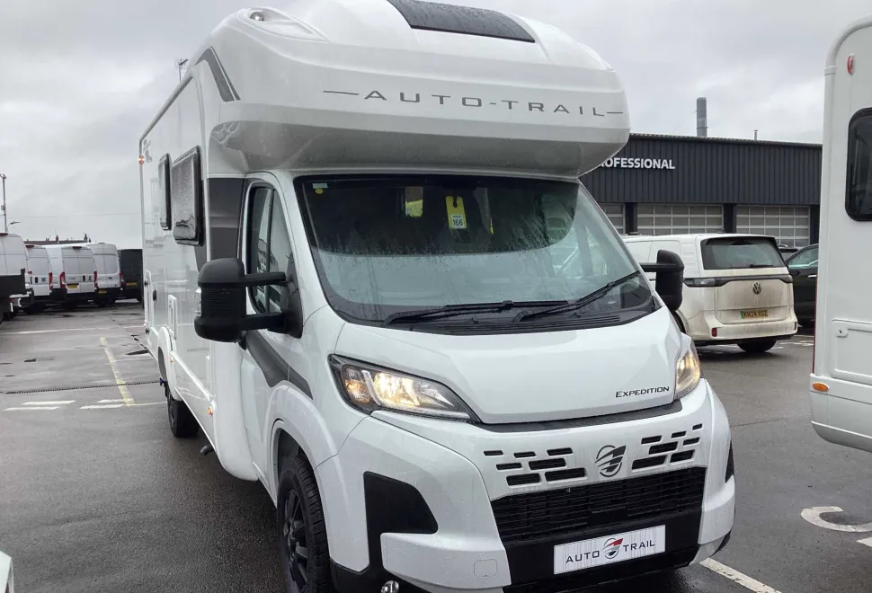 Auto-Trail Expedition C63 