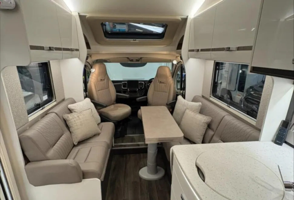Swift Hi Style Xtra 694 60th Edition 2026