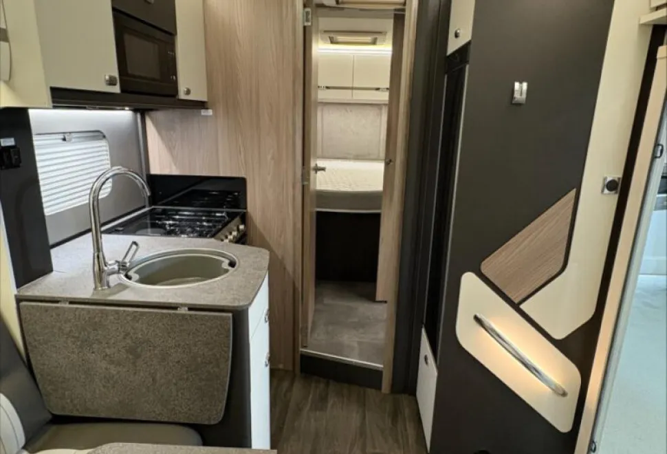 Swift Voyager Xtra 594 60th Edition 2026