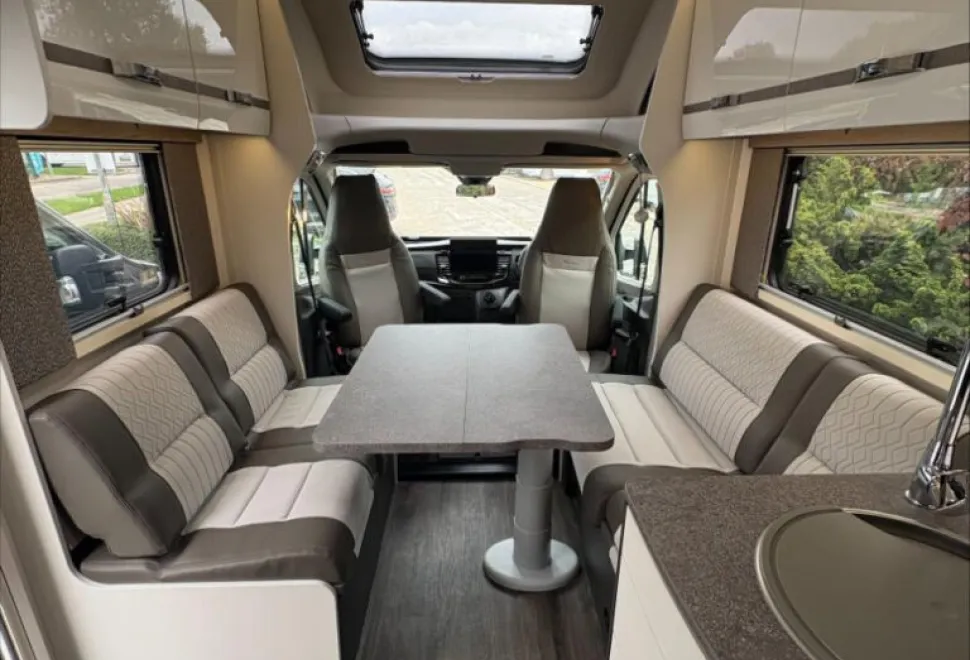 Swift Voyager Xtra 564 60th Edition 2026