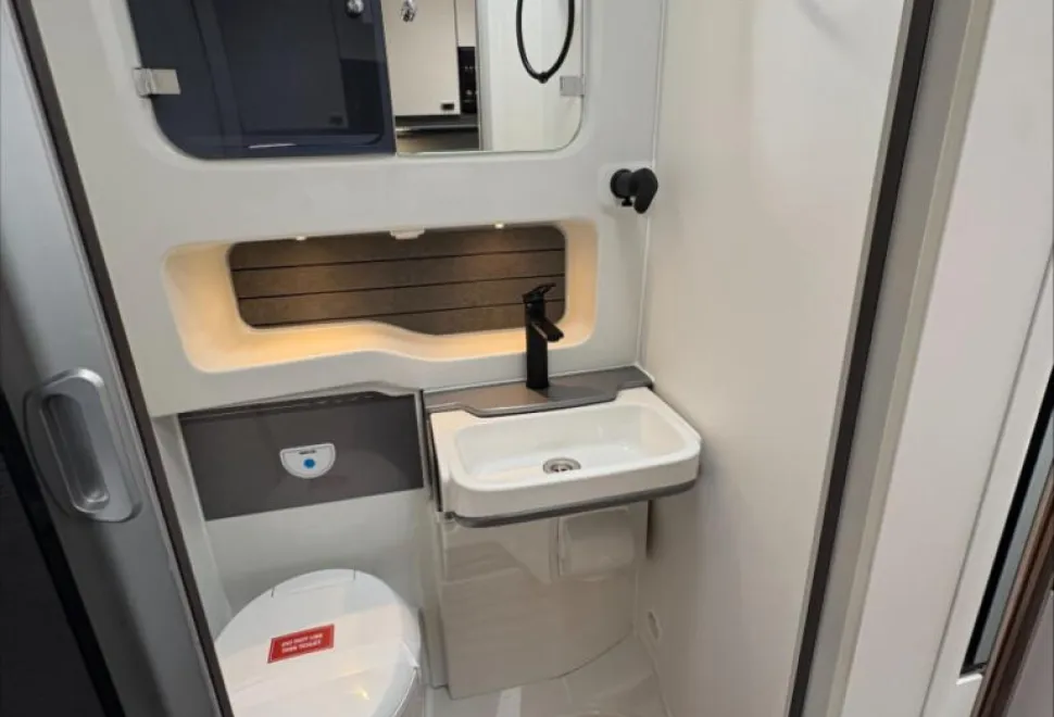 Swift Voyager Xtra 574 60th Edition 2026