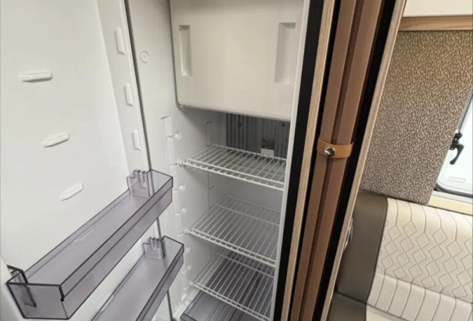 Swift Voyager Xtra 574 60th Edition 2026