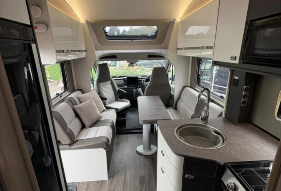Swift Voyager Xtra 584 60th Edition 2026