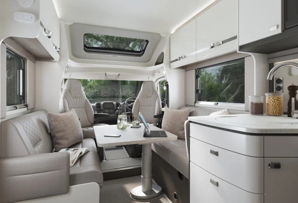 Swift Hi Style Xtra 684 60th Edition 2026