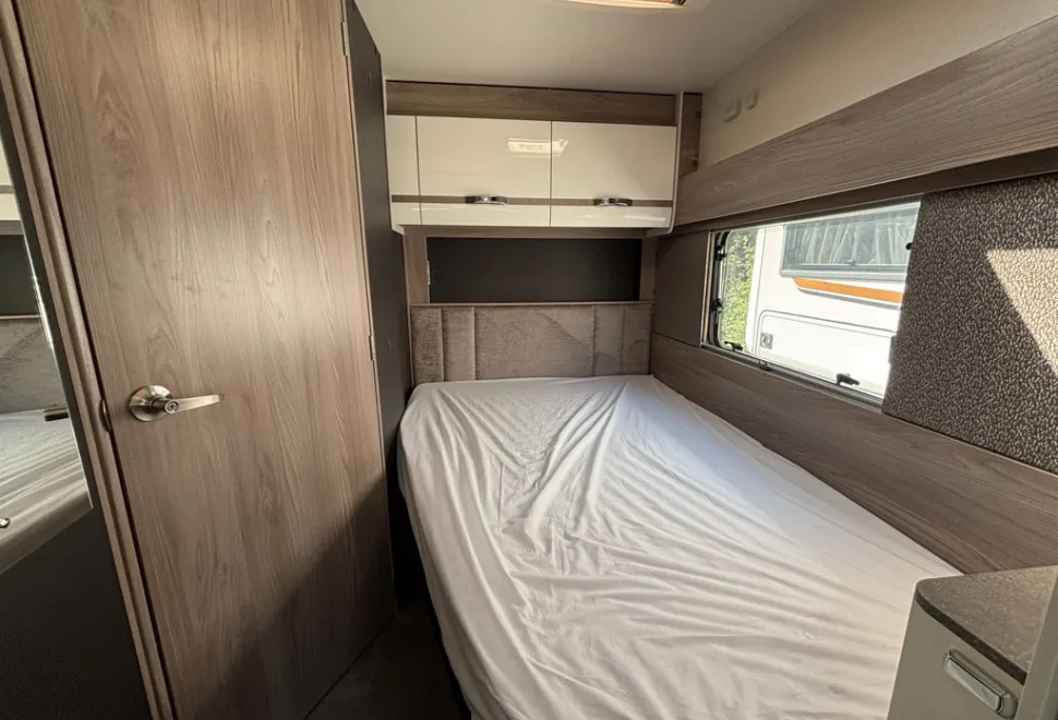 Swift Voyager Xtra 564 60th Edition 2026