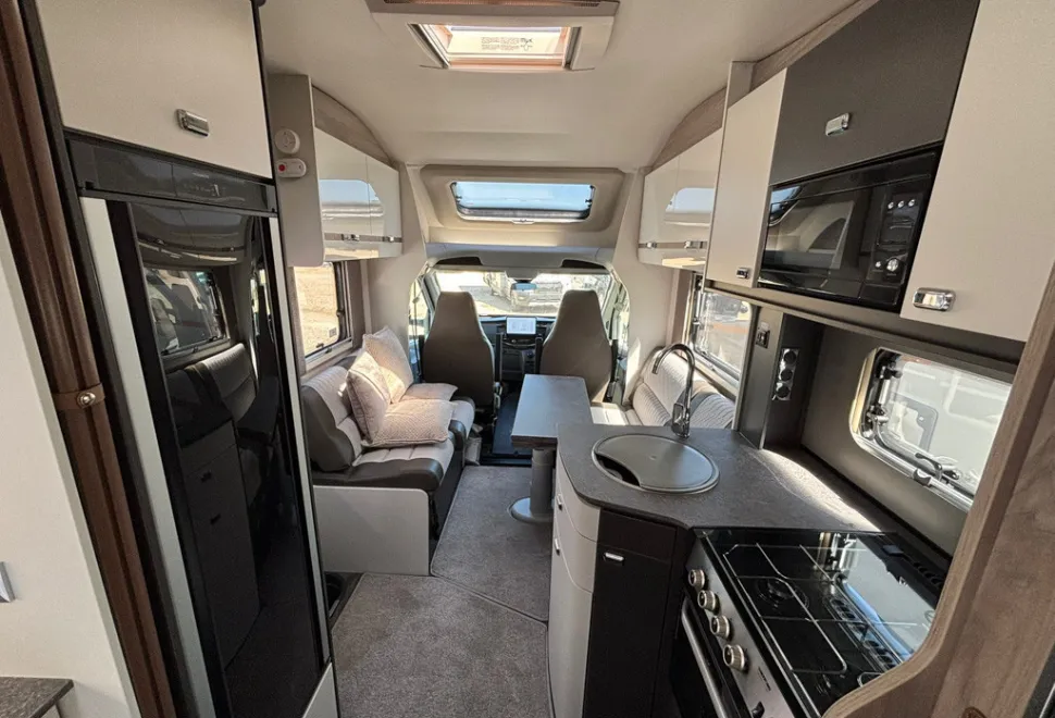 Swift Voyager Xtra 564 60th Edition 2026