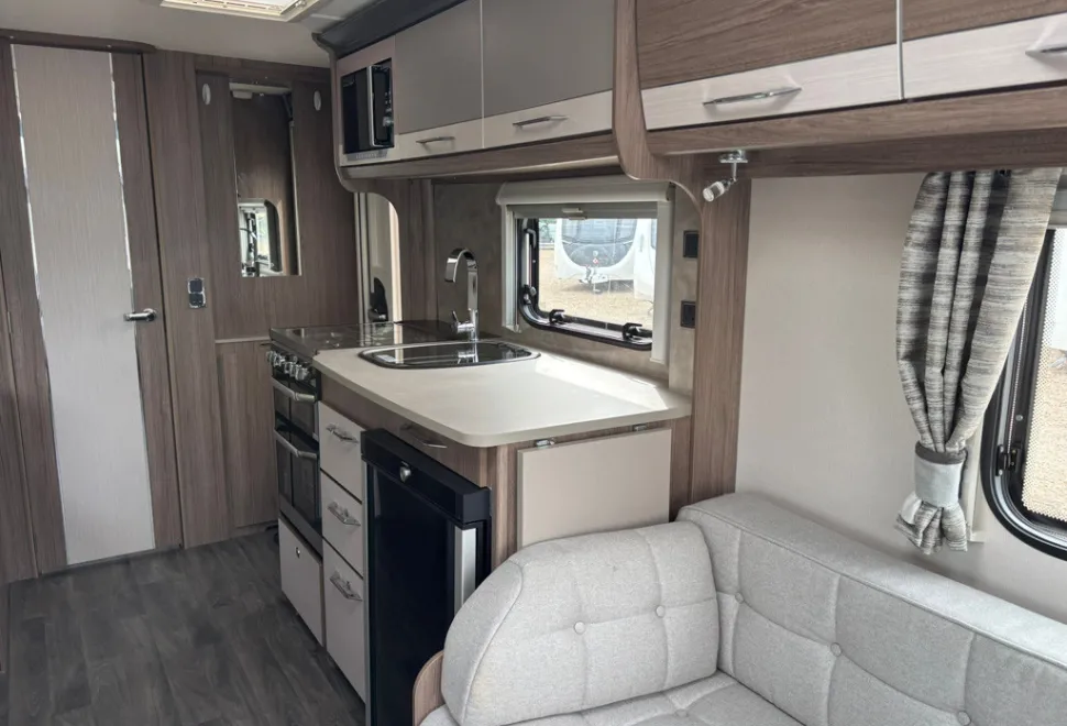 Coachman VIP 520 2021