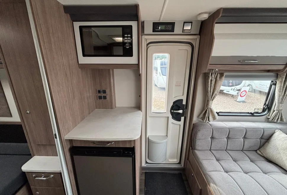 Coachman VIP 575 2024