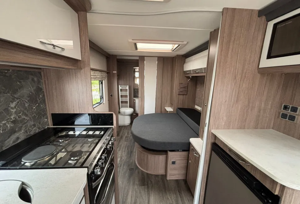 Coachman VIP 575 2024
