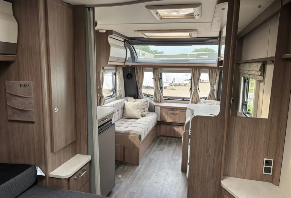 Coachman VIP 575 2024