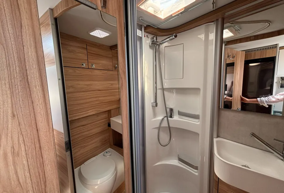 Hymer Exsis 580T 