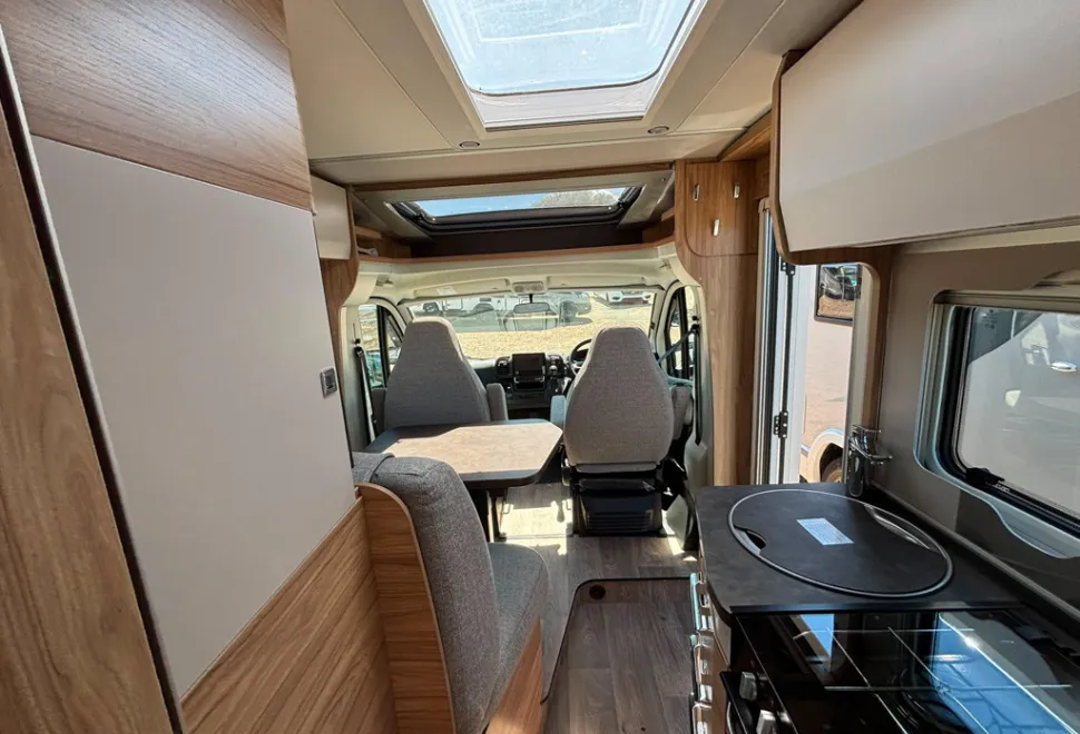 Hymer Exsis 580T 