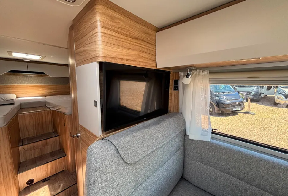 Hymer Exsis 580T 