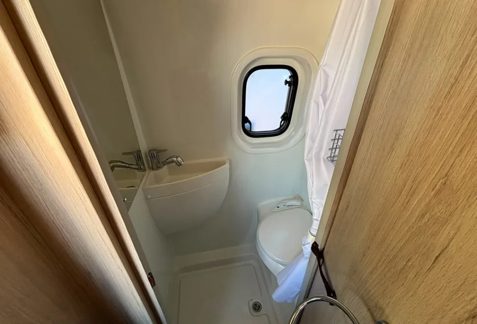 Auto-Trail Expedition 68 