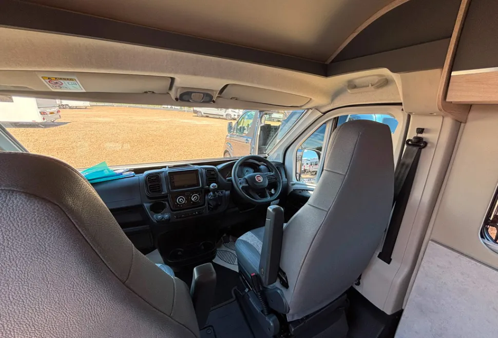 Auto-Trail Expedition 68 