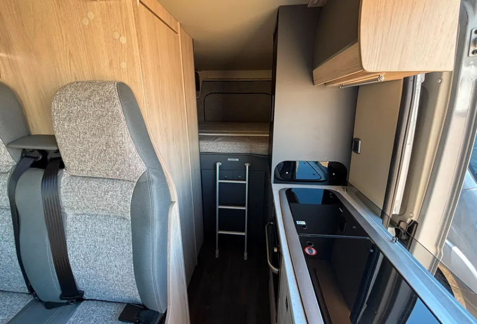 Auto-Trail Expedition 68 