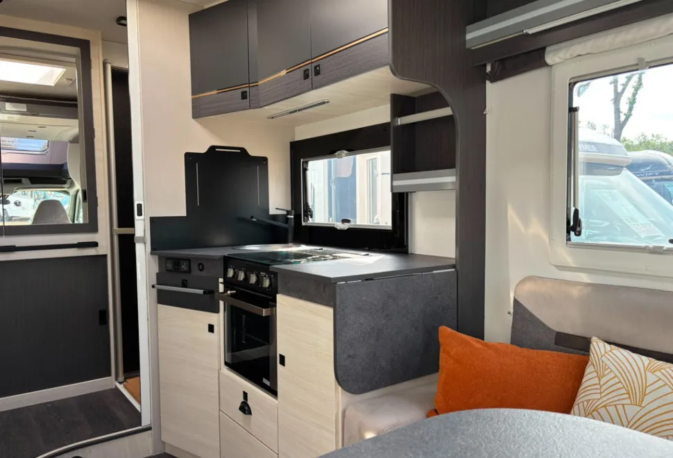 Chausson Titanium Premium 640 2022