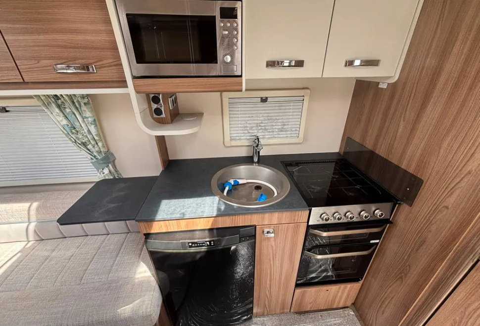 Swift Sienna 2 2021