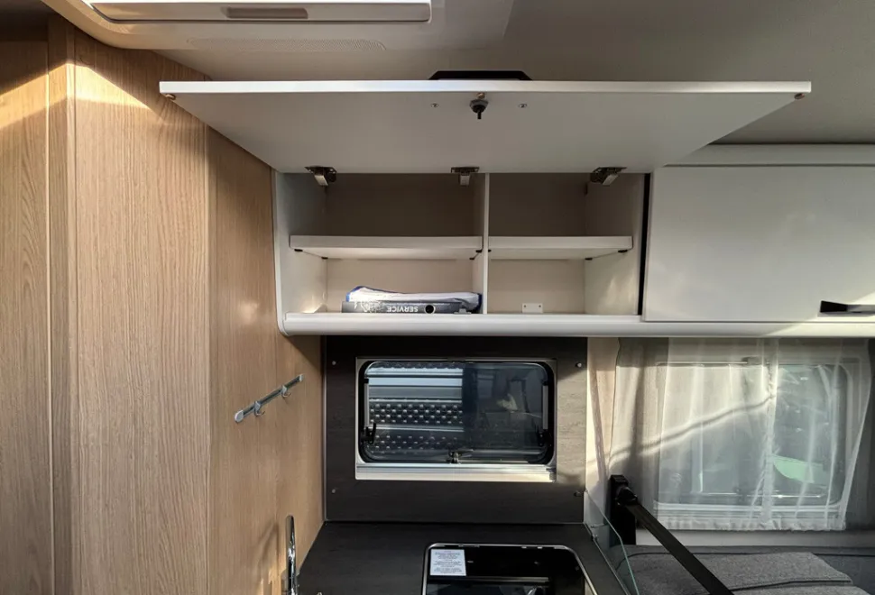 Sunlight Adventure T 68 C 2025