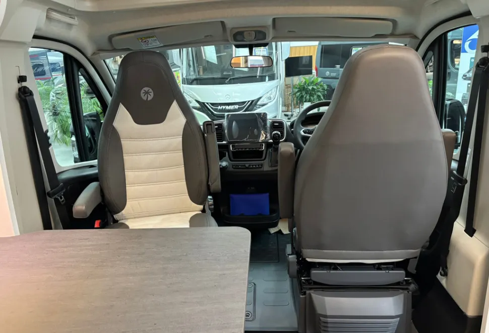 Sunlight Van Xtra V66 2026