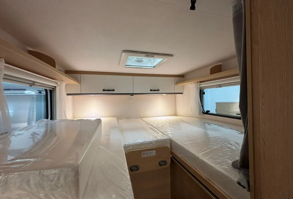 Sunlight Van Xtra V67 S 2026