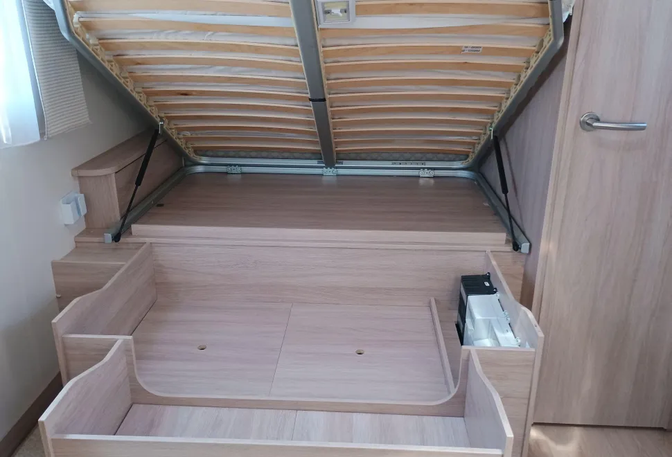 Rapido Motorhomes  656F 2020