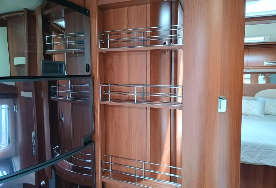 Carthago Motorhomes  Chic e-line I 58 XL QB 2016