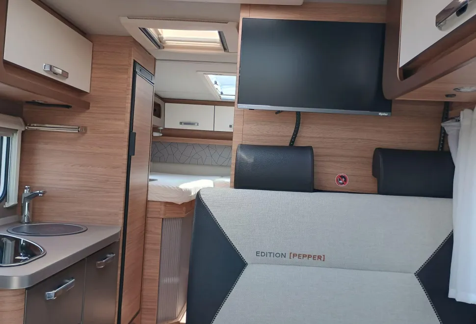 Weinsberg Motorhomes  CaraCompact 600 MEG Pepper 2023