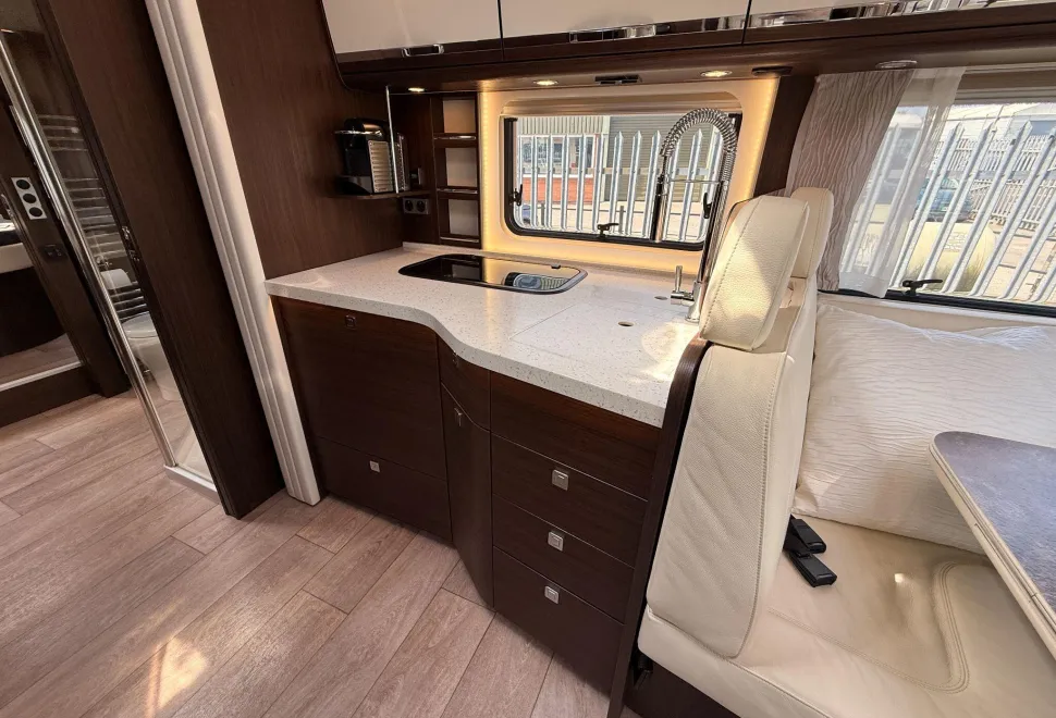 Morelo Motorhomes  Palace 93 MBO 2019