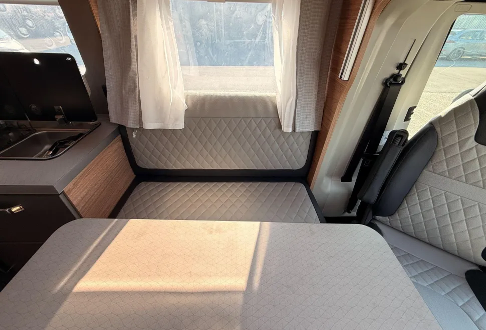 Weinsberg Motorhomes  CaraSuite 700 DX 2026