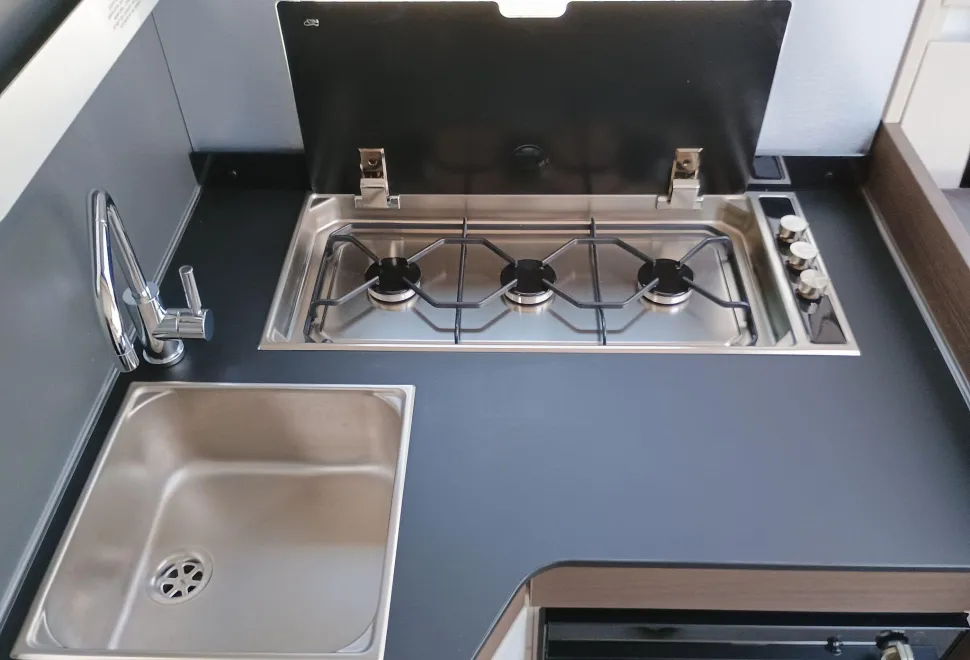 Adria Motorhomes  Compact Supreme DL 670 2023