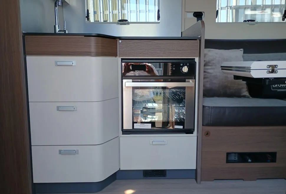 Adria Motorhomes  Compact Supreme DL 670 2023