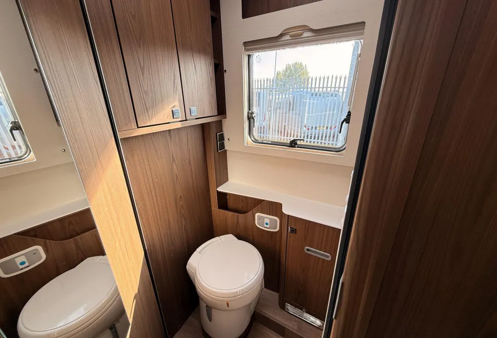 Hymer Motorhomes  B-Class MasterLine 880 2022