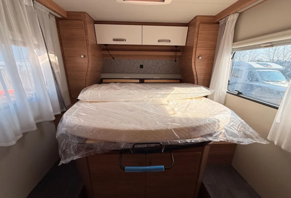 Weinsberg Motorhomes  CaraSuite 700 DX 2026