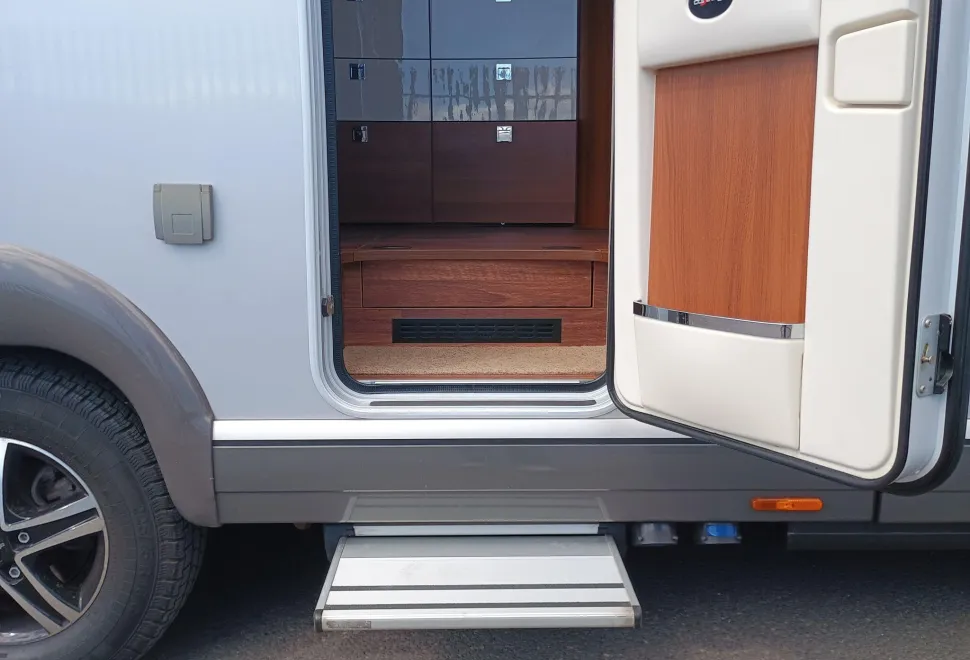 Carthago Motorhomes  Liner-for-two I53 2019