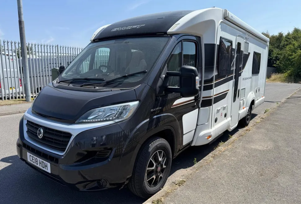 Swift Campervans  Bessacarr 584 2018